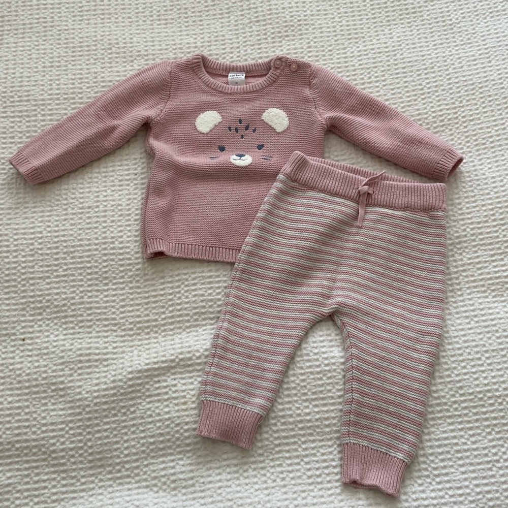 Baby Girl Carters Knit Sweater & Bottoms size 9 months